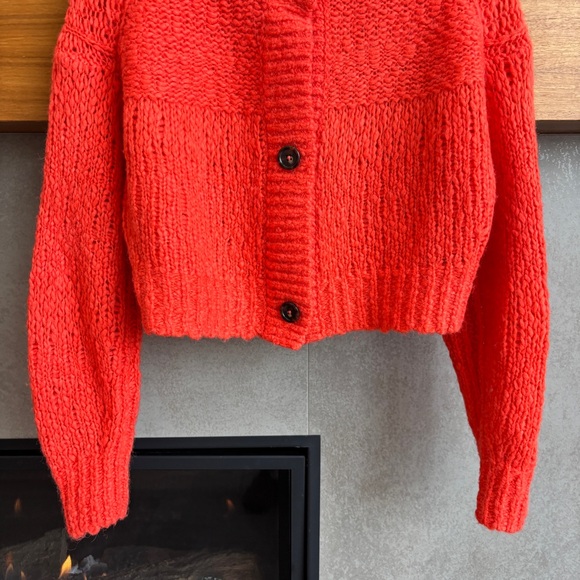 Everlane The Lofty Knit Merino Wool
Alpaca Sweater Amber Orange, Size XS - Picture 6 of 15